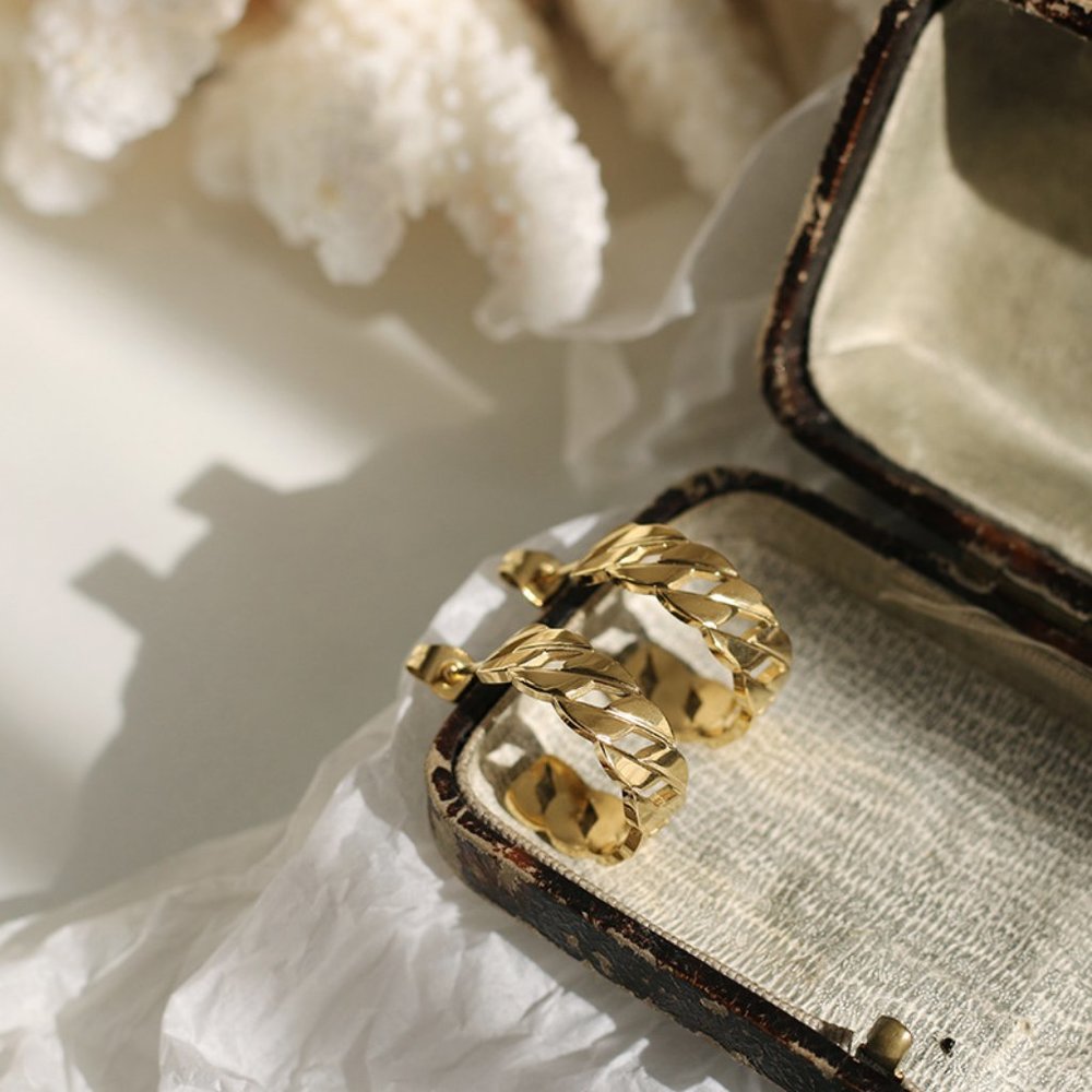 NEW 18K Gold Plated Braided Round Hoop Earrings 0 - Picture 3 of 10